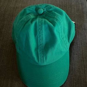 Ga women’s cap, green
